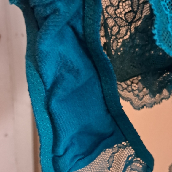 Victoria's Secret lingerie - Picture 9 of 9